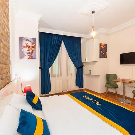 Opera House Hotel