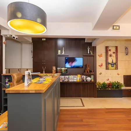 Otel Opera House 2*